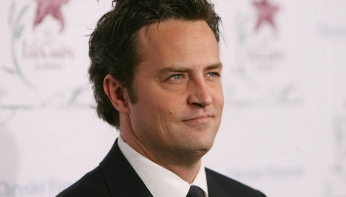 Matthew Perry Physical Appearances