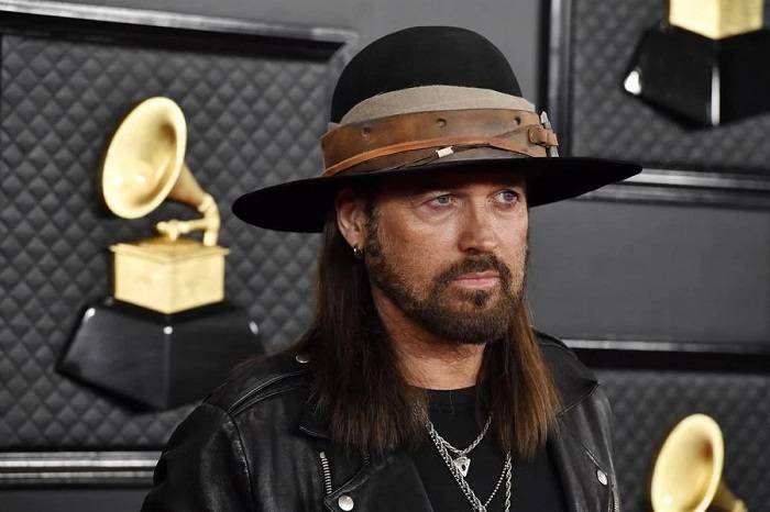 Billy Ray Cyrus Physical Appearances